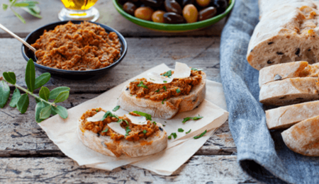 Recept: Homemade tapenade van zongedroogde tomaat