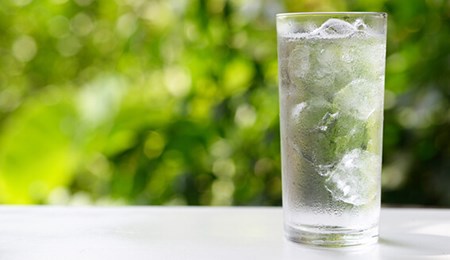 Gezond drinken, hoeveel water heb ik nodig per dag?